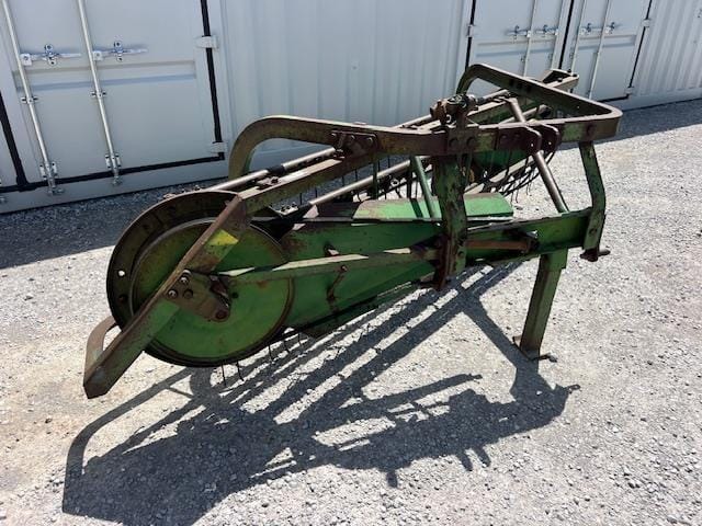 John Deere 350 Equipment Image0