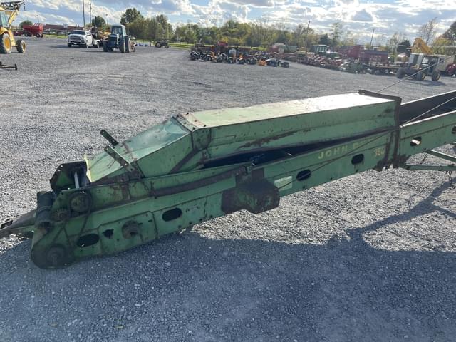 Image of John Deere 350 equipment image 1