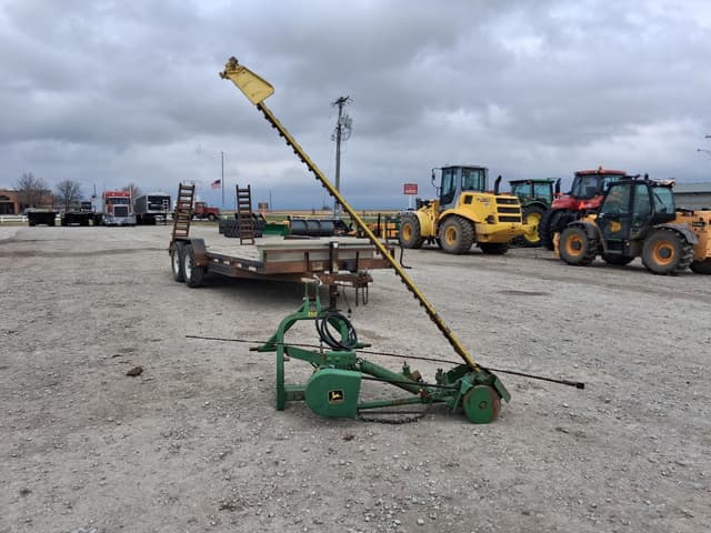 Image of John Deere 350 equipment image 1