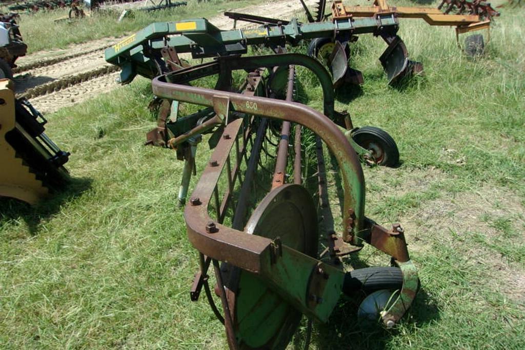 Image of John Deere 350 Image 1