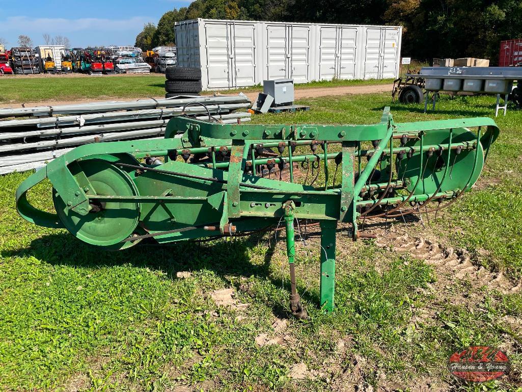 Image of John Deere 350 Primary image