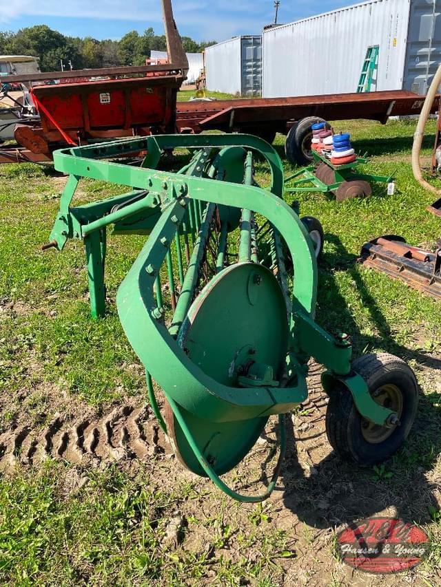 Image of John Deere 350 equipment image 2
