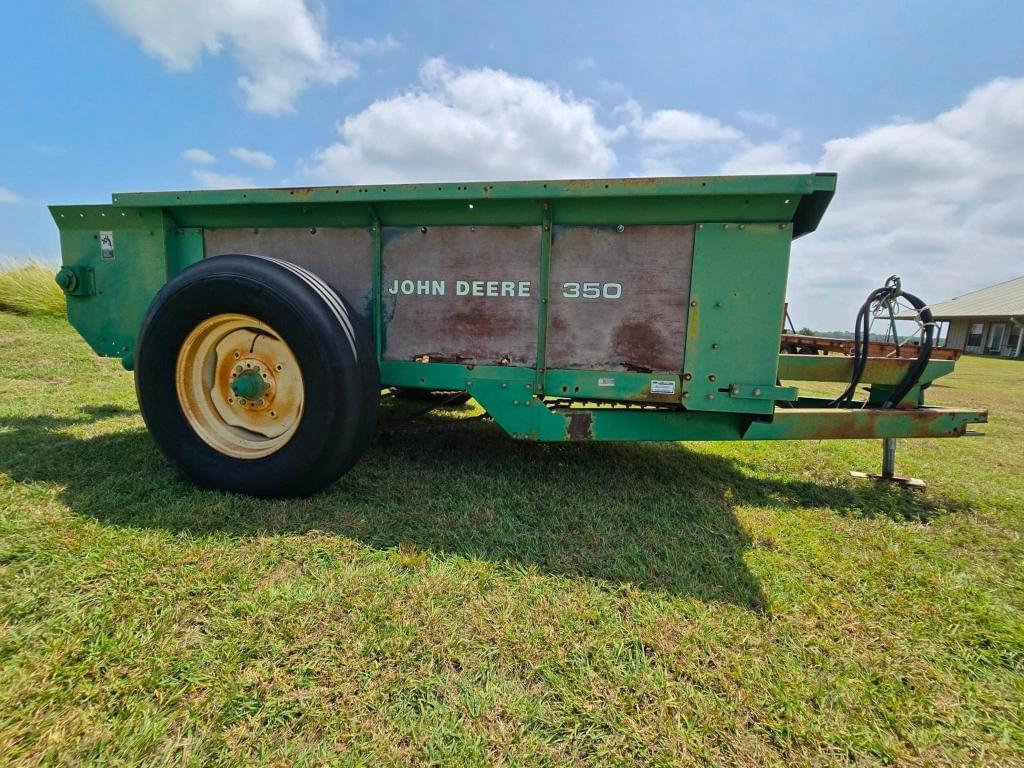 Image of John Deere 350 Primary image