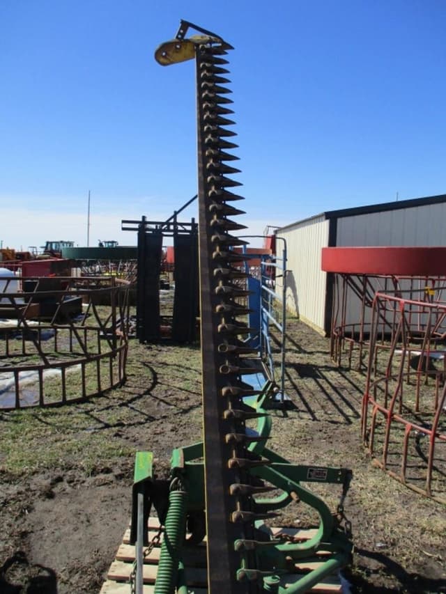 Image of John Deere 350 equipment image 4