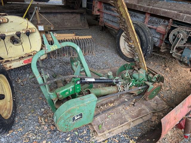 Image of John Deere 350 equipment image 1