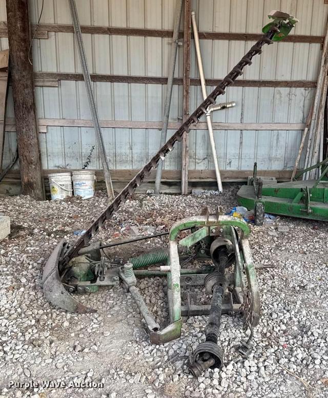 Image of John Deere 350 equipment image 1