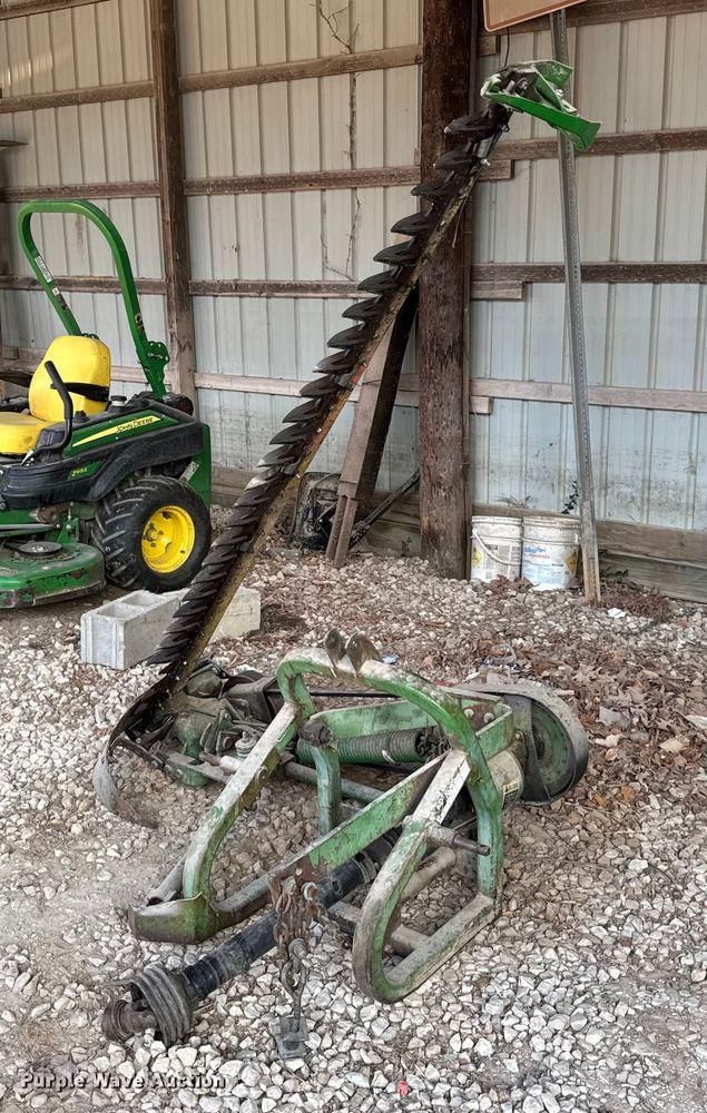 John Deere 350 Equipment Image0