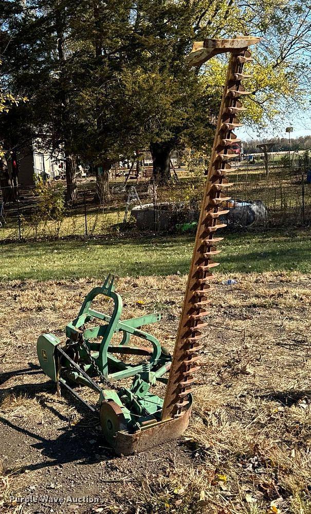 Image of John Deere 350 equipment image 3