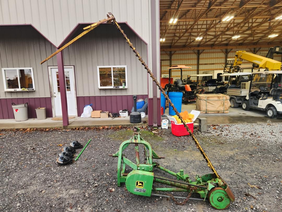 Image of John Deere 350 Image 0