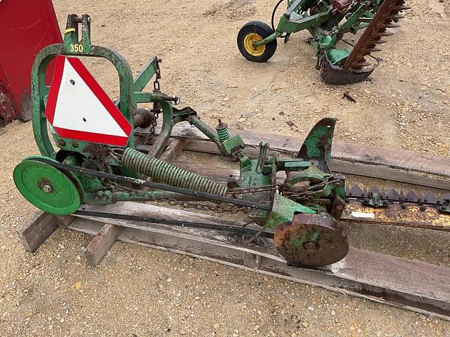 Image of John Deere 350 equipment image 4