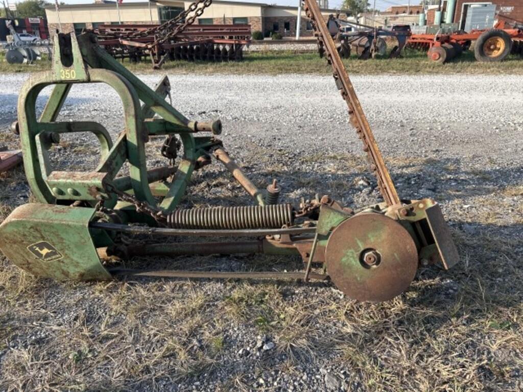 Image of John Deere 350 Image 1