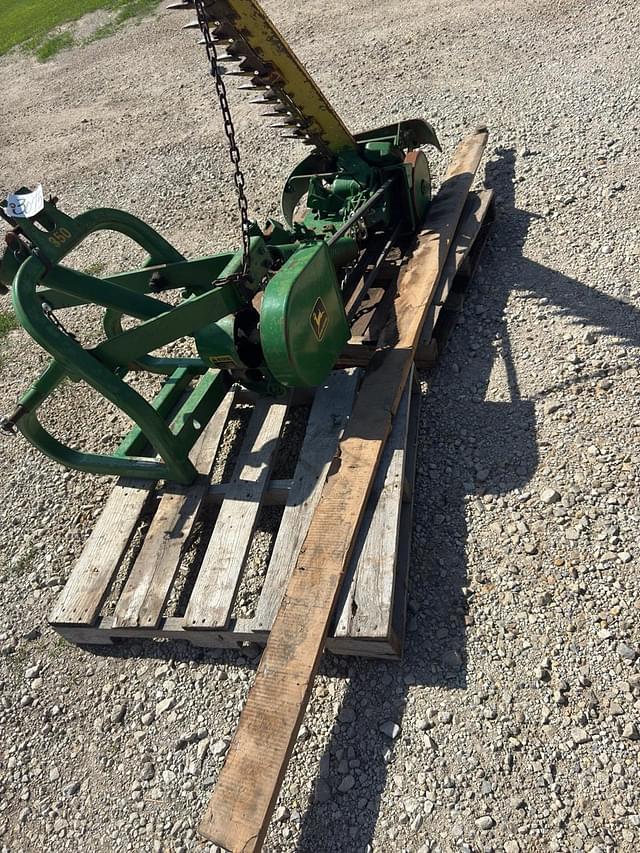Image of John Deere 350 equipment image 1