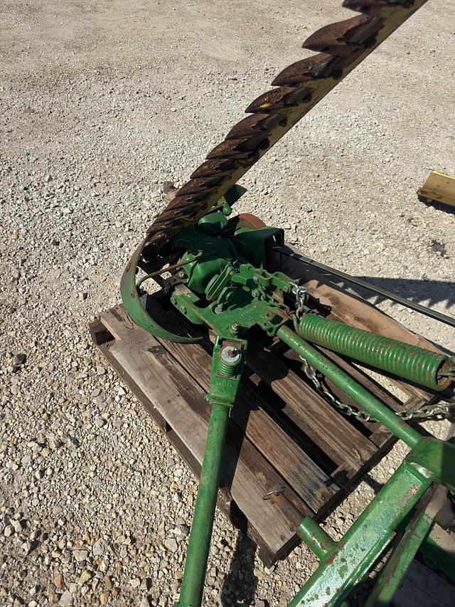 Image of John Deere 350 equipment image 3