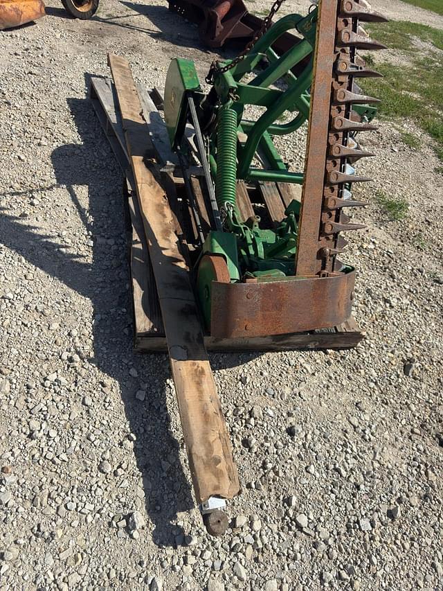 Image of John Deere 350 equipment image 4