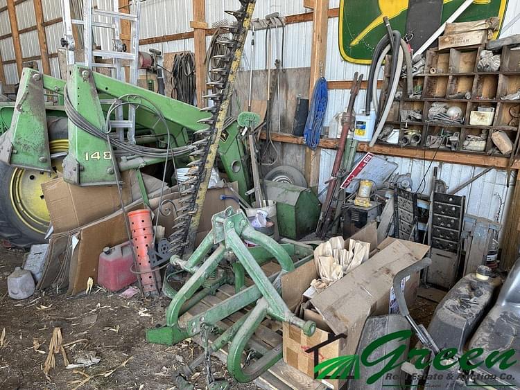 John Deere 350 Equipment Image0