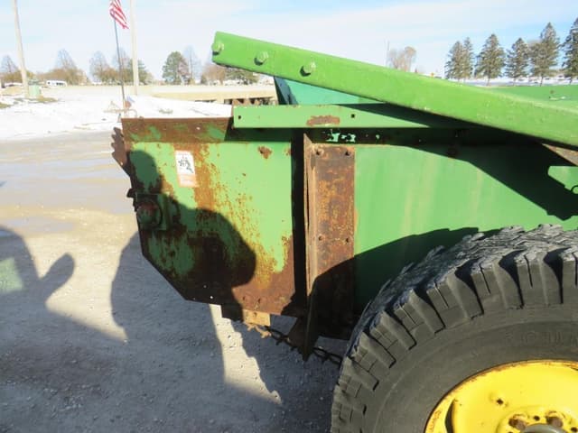 Image of John Deere 350 equipment image 3