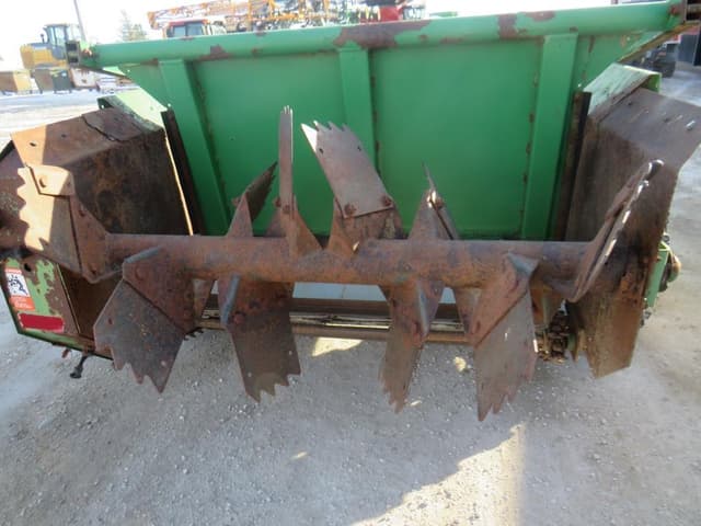 Image of John Deere 350 equipment image 4