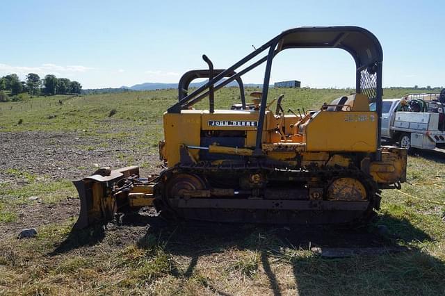 Image of John Deere 350B equipment image 1