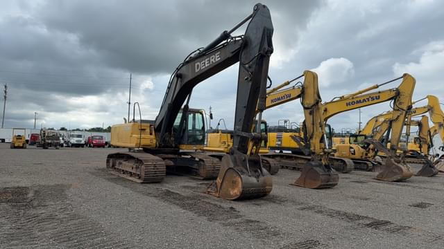 Image of John Deere 350D LC equipment image 2