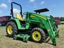 John Deere 3520 Image
