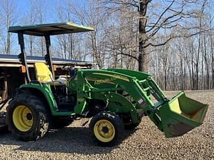 John Deere 3520 Equipment Image0