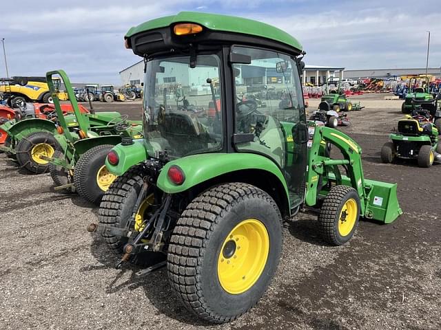 Image of John Deere 3520 equipment image 2