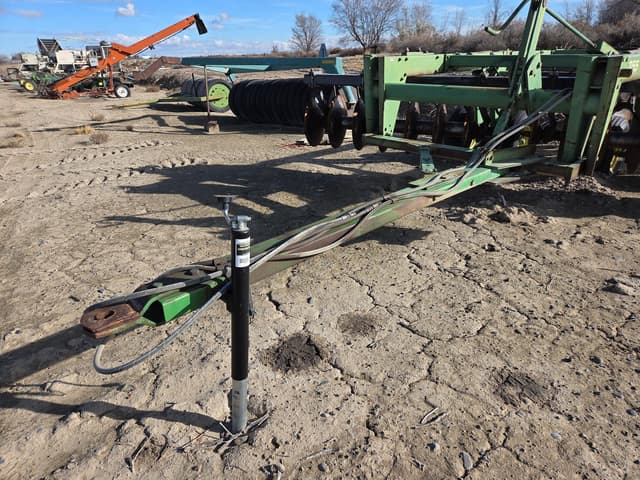 Image of John Deere 355 equipment image 3