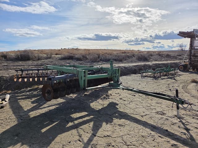 Image of John Deere 355 equipment image 1