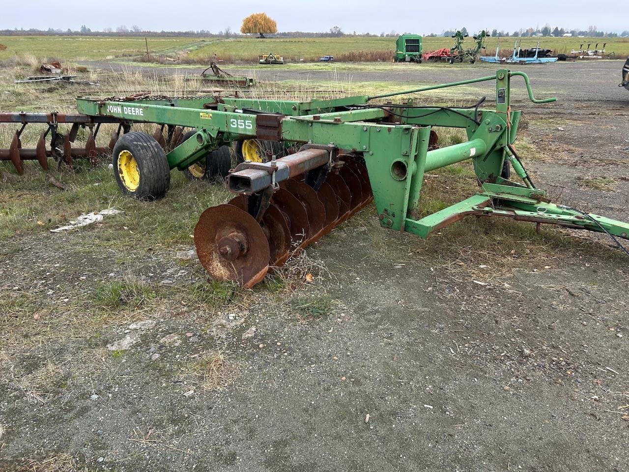 John Deere 355 Equipment Image0