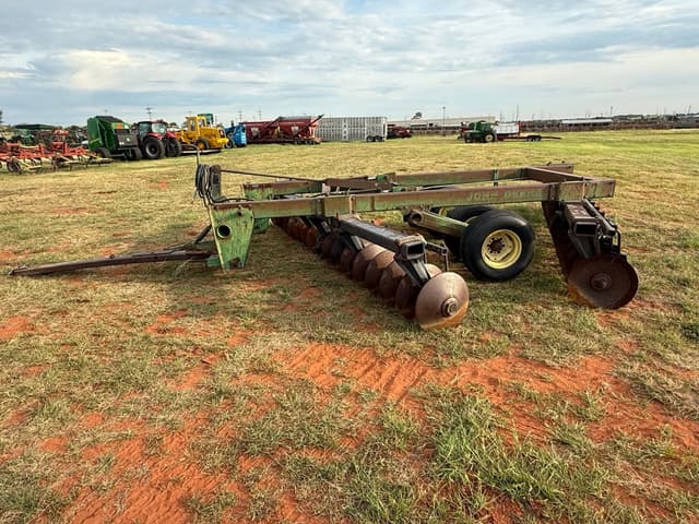 Image of John Deere 355 equipment image 3