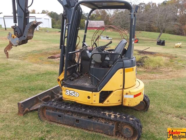 Image of John Deere 35D equipment image 2