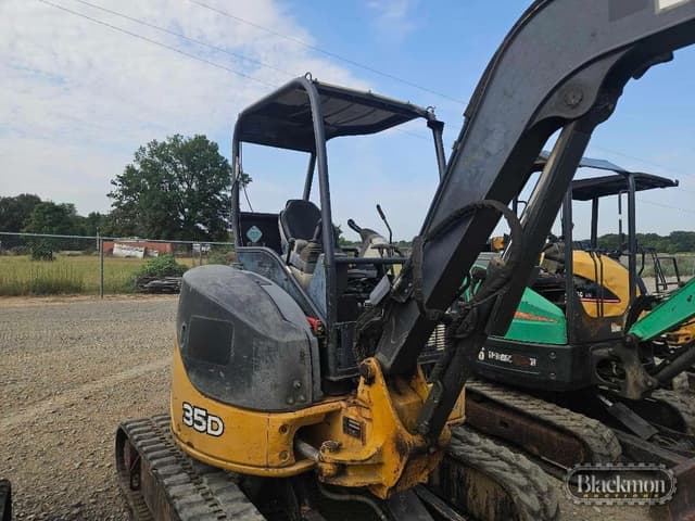 Image of John Deere 35D equipment image 4