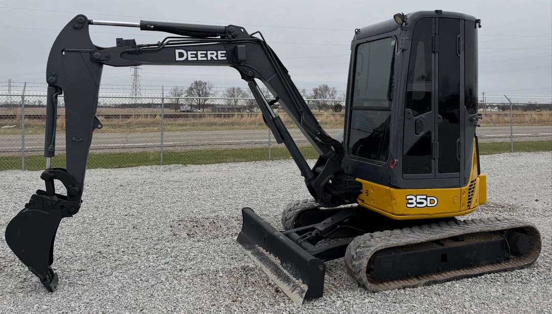 Image of John Deere 35D Primary image
