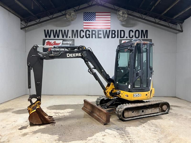 John Deere 35D Equipment Image0