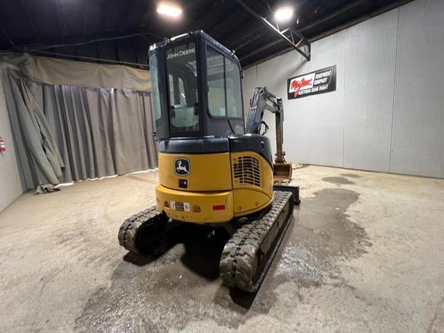Image of John Deere 35D equipment image 4