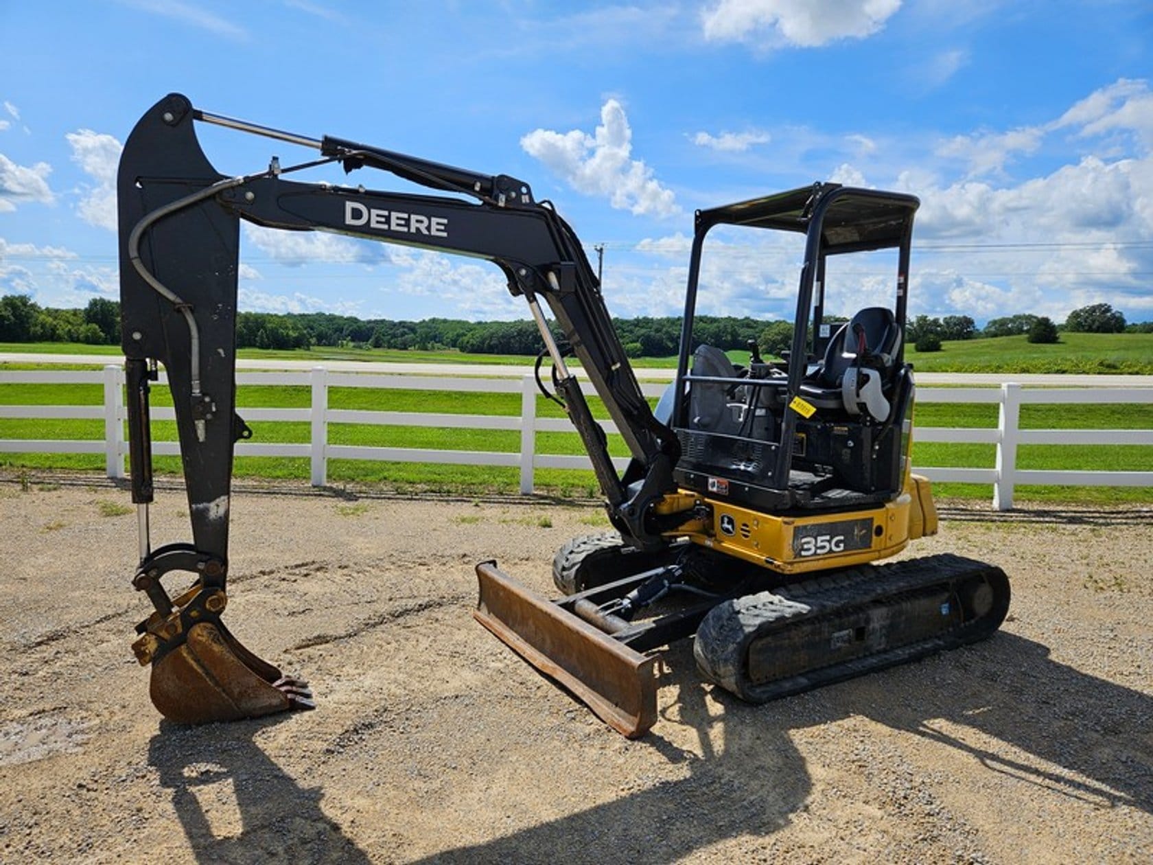 John Deere 35G Equipment Image0