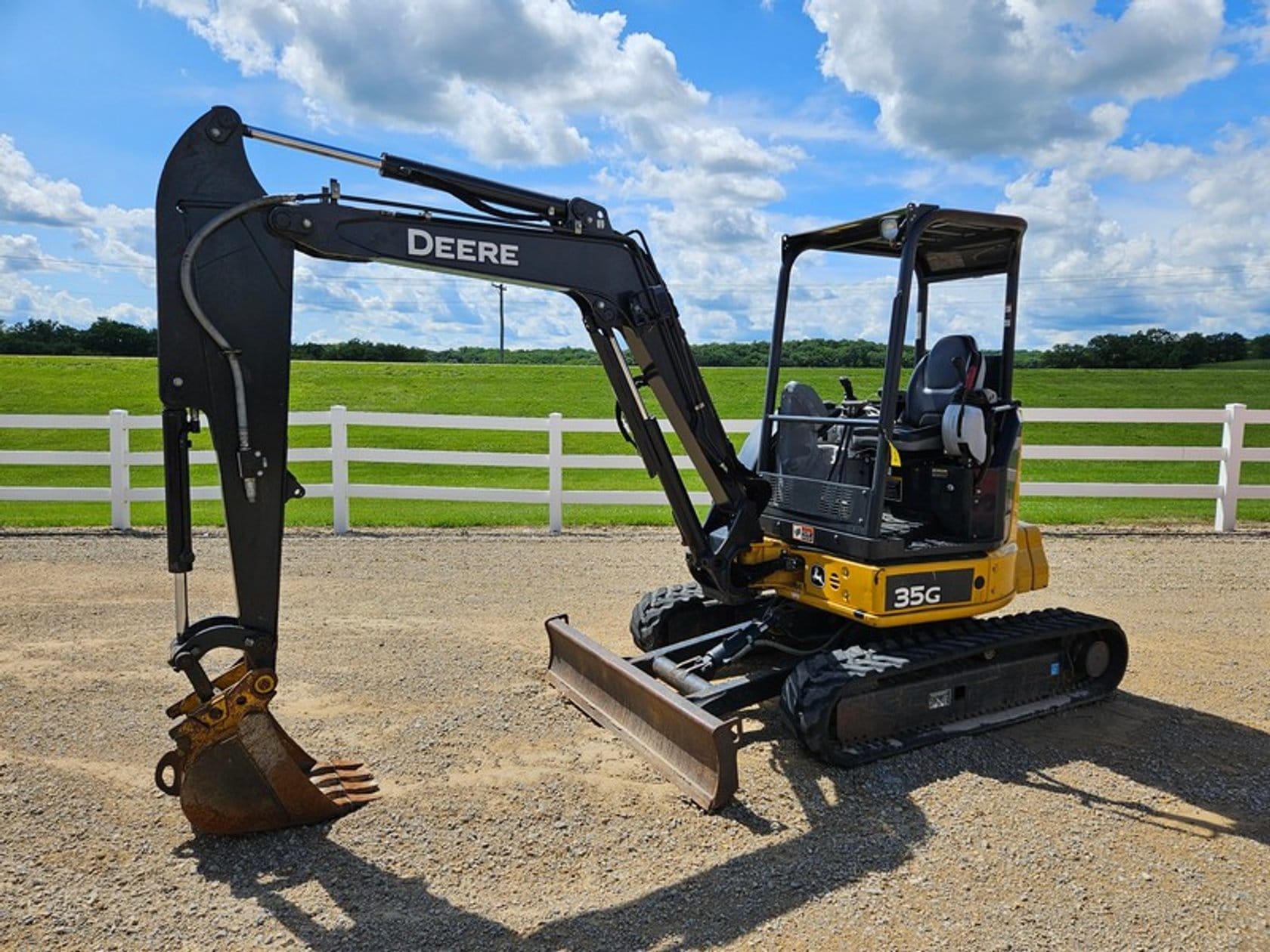 John Deere 35G Equipment Image0