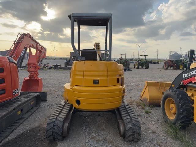 Image of John Deere 35ZTS equipment image 4