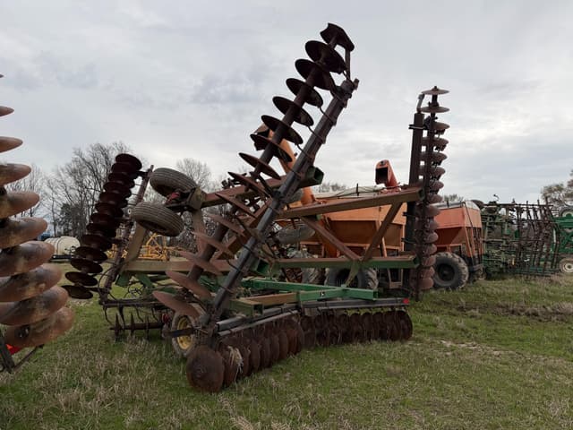 Image of John Deere 630 equipment image 3