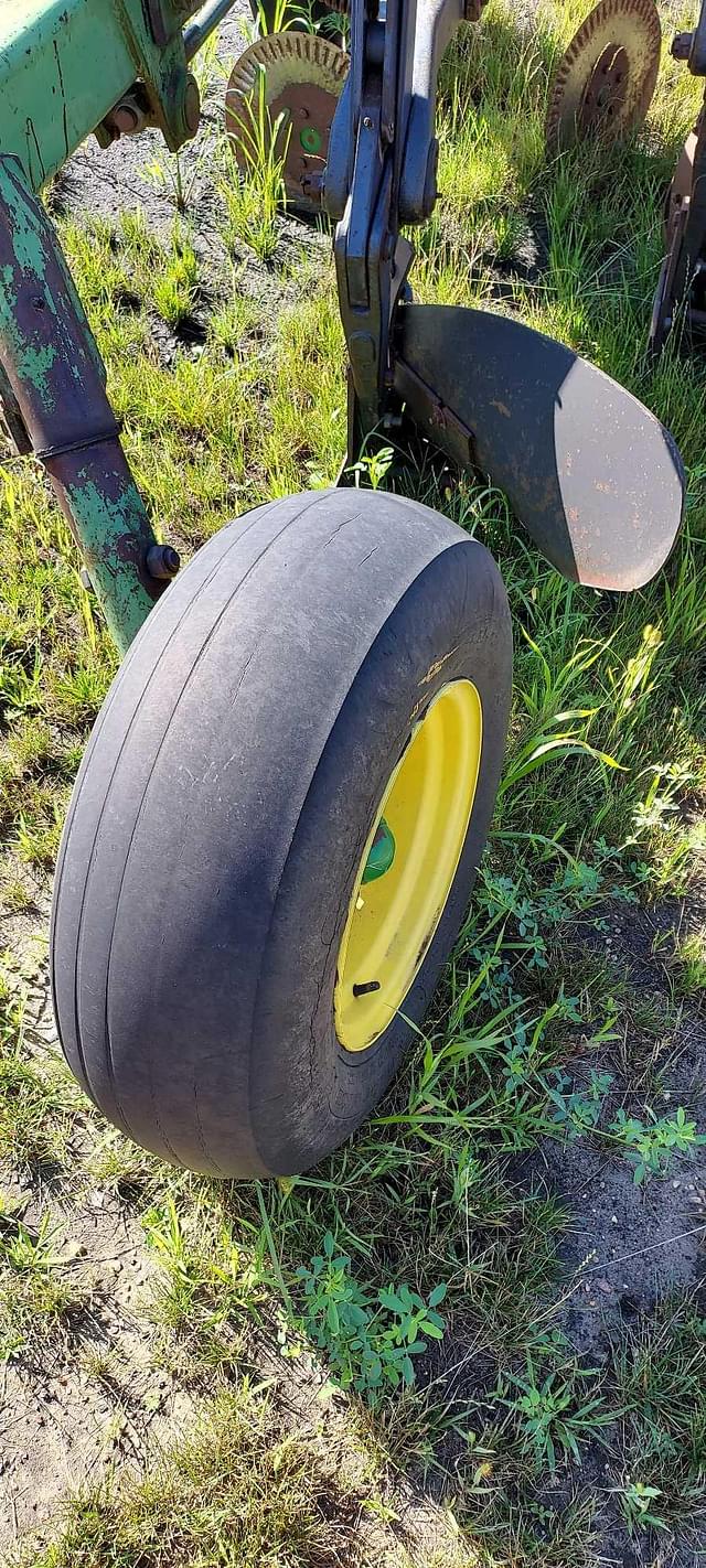 Image of John Deere 3600 equipment image 4