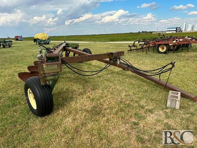 Image of John Deere 3600 equipment image 2