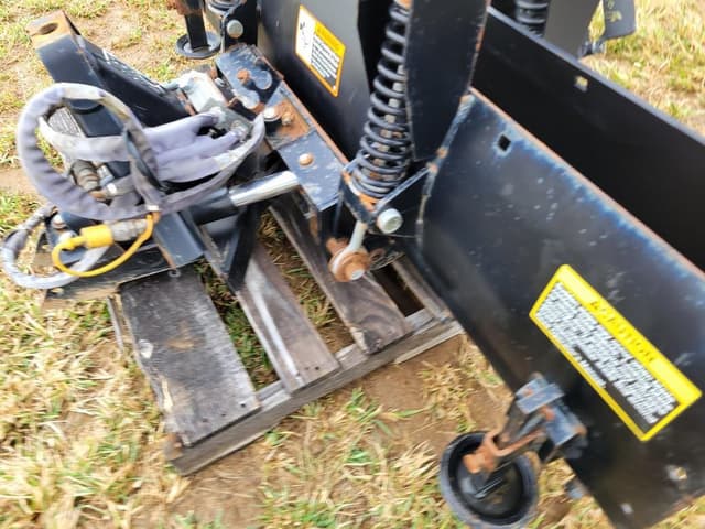 Image of John Deere 366 equipment image 3