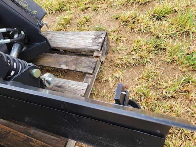 Image of John Deere 366 equipment image 3