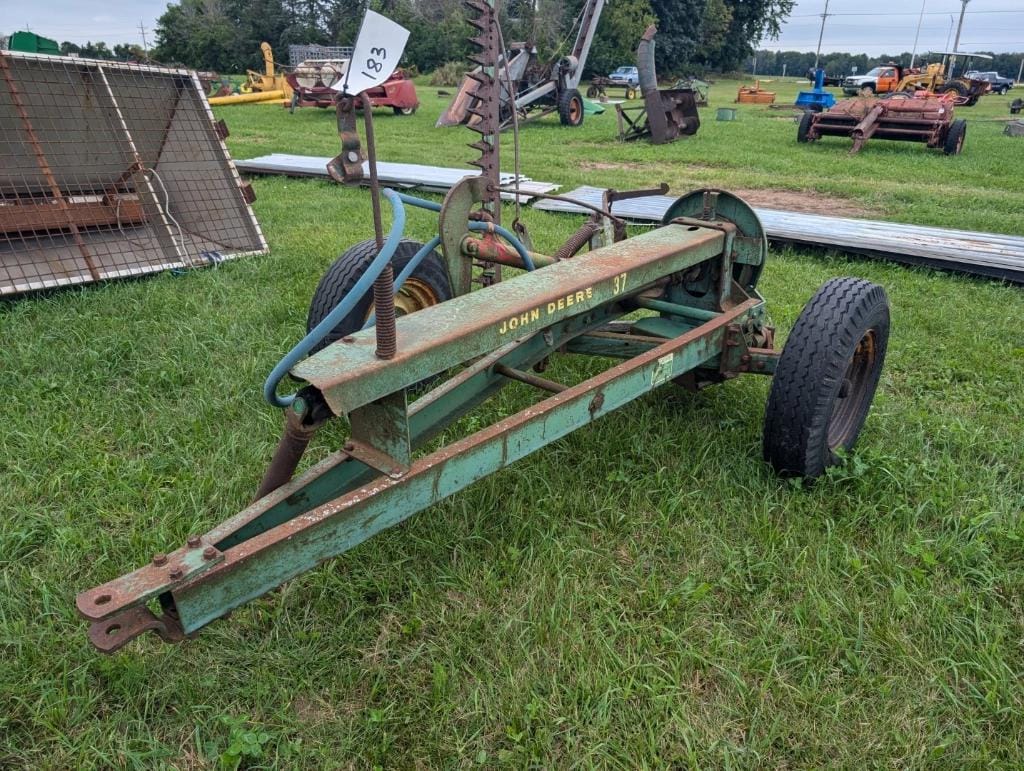 Main image John Deere 37