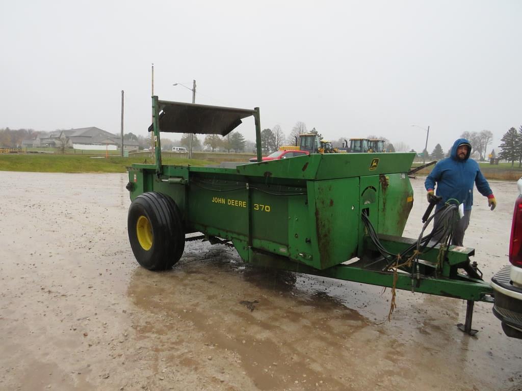 Image of John Deere 370 Primary image