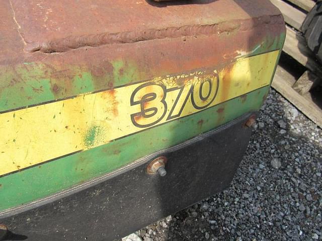 Image of John Deere 370 equipment image 4