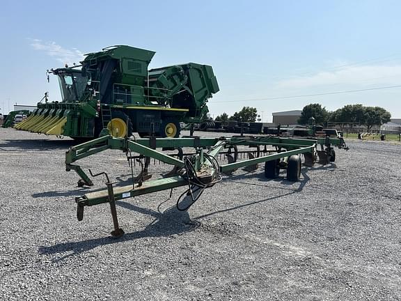 Image of John Deere 3700 Primary image