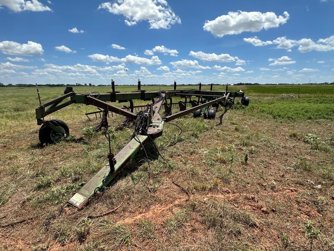 Image of John Deere 3700 Primary image
