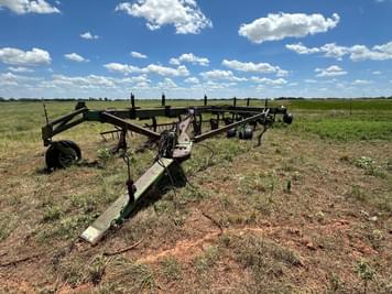 Main image John Deere 3700