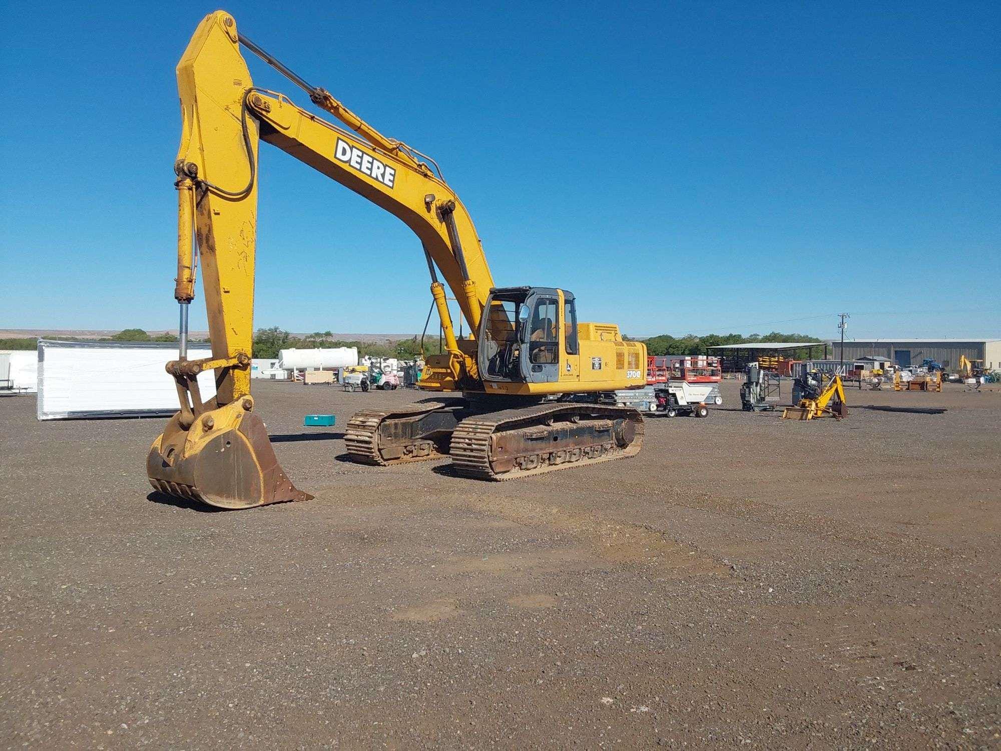 Main image John Deere 370C